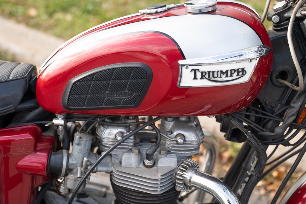 Triumph Bonneville 1972 Montréal - photo #8