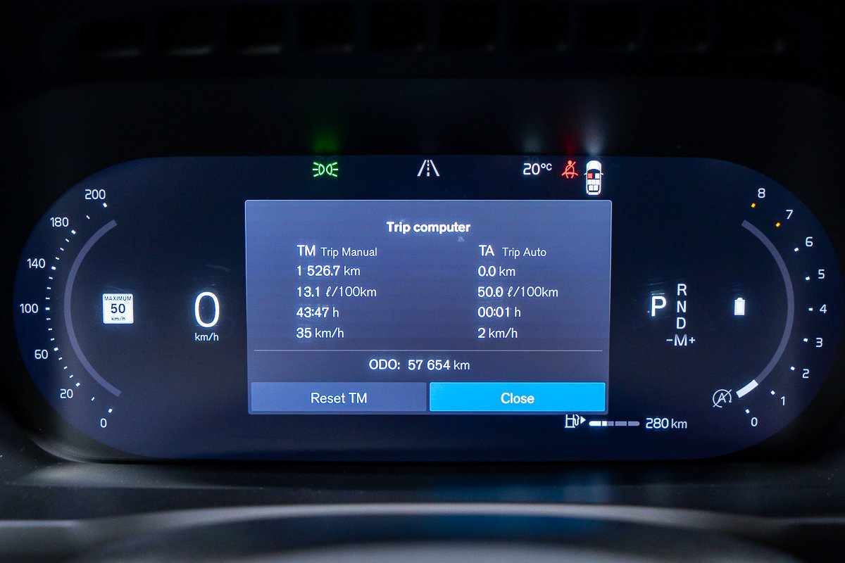 2024 Volvo XC90 B6 ULTIMATE BRIGHT THEME Grey Montreal - photo #16