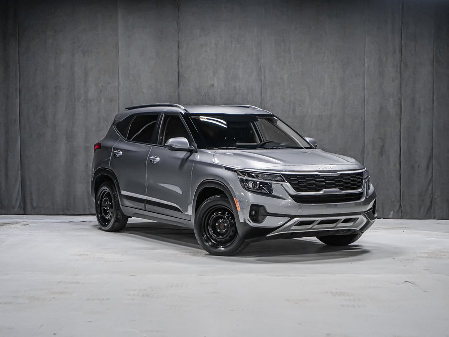 2022 Kia Seltos LX Black