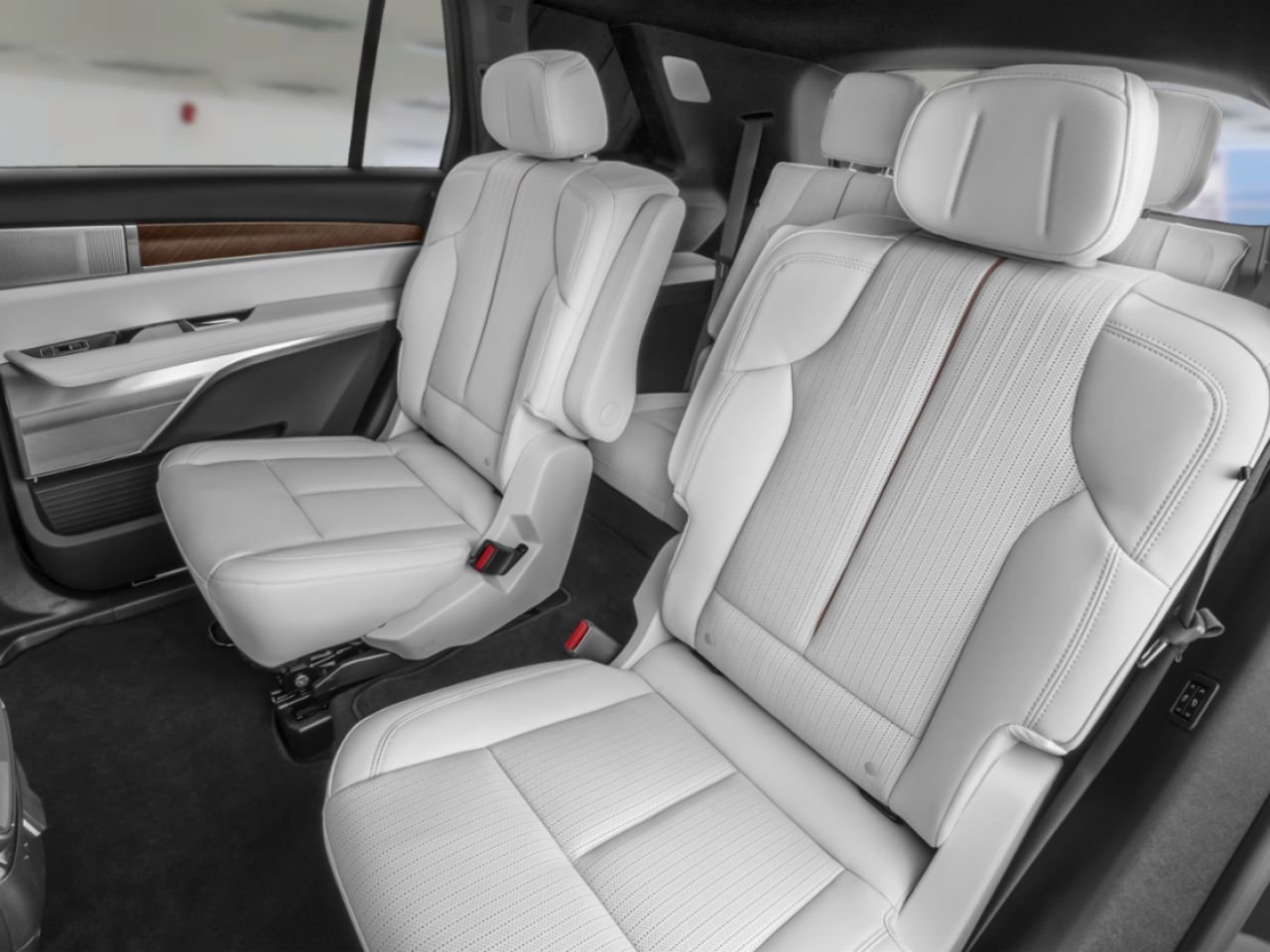 CADILLAC VISTIQ VISTIQ ELECTRIC SPORT AWD (1SF) 2027 Argent silver métallisé Laval - photo #7