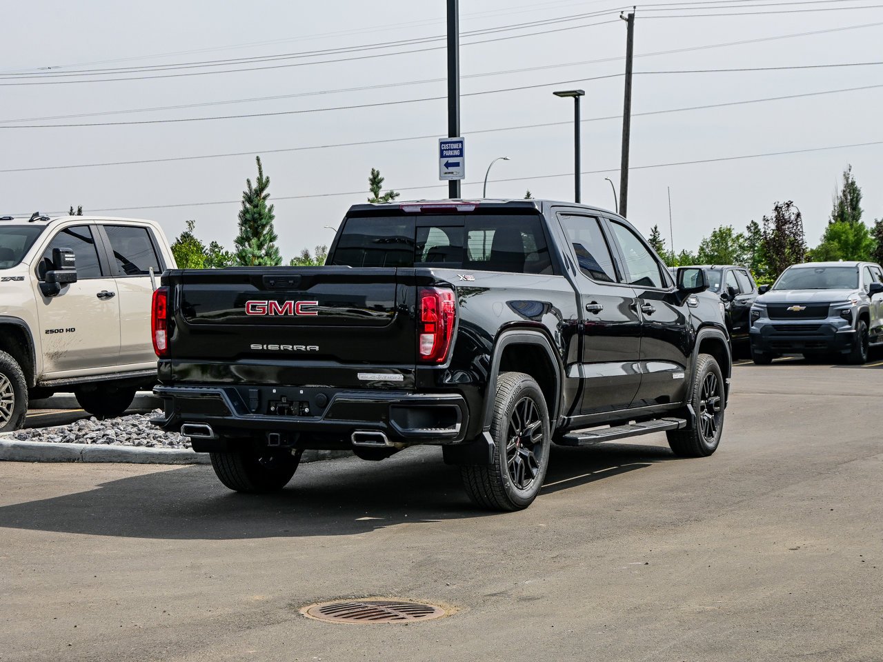 2024 GMC Sierra 1500 4WD Crew Cab 147 Elevation Black Sherwood Park - photo #12
