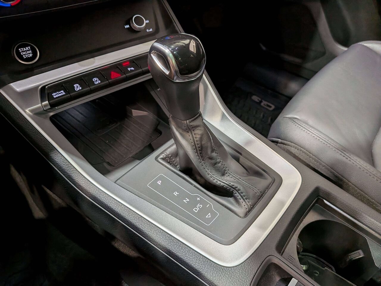 2021 Audi Q3 Progressiv 40 TFSI quattro White Val-David - photo #29