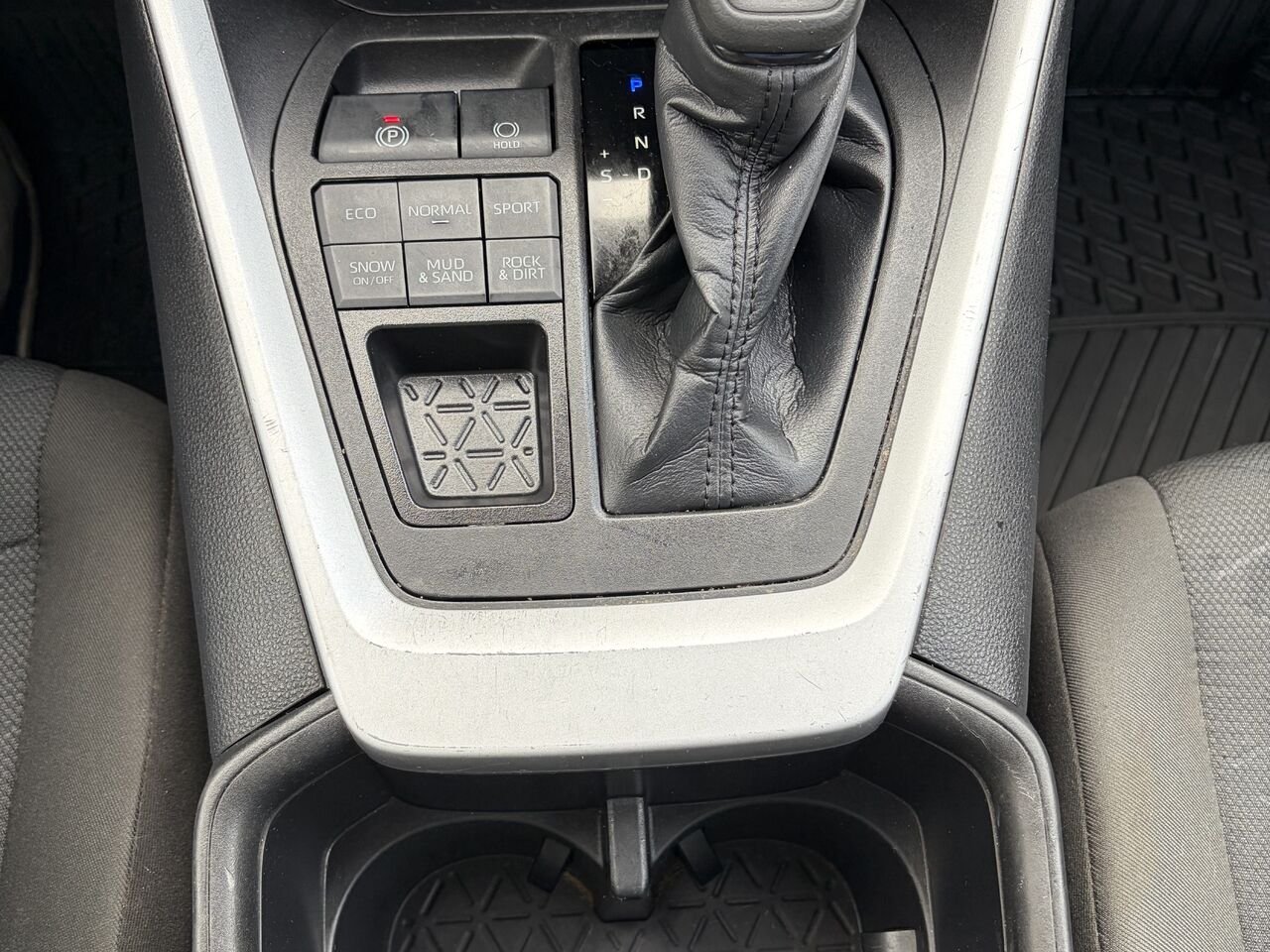 2022 TOYOTA RAV4 XLE PREMIUN XLE TI Grey Gatineau - photo #8