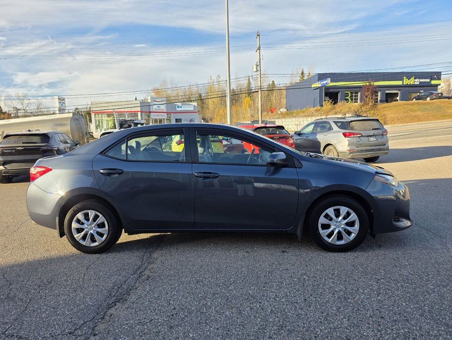Toyota Corolla CE 2018 Gris