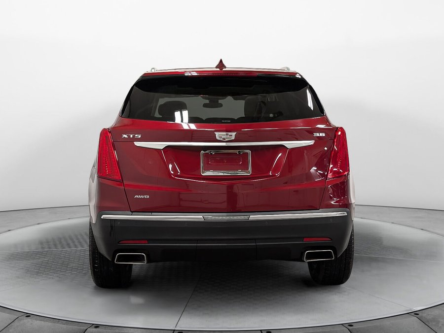 CADILLAC XT5 LUXURY Bas Kilométrage 8 Pneus 2019 Rouge