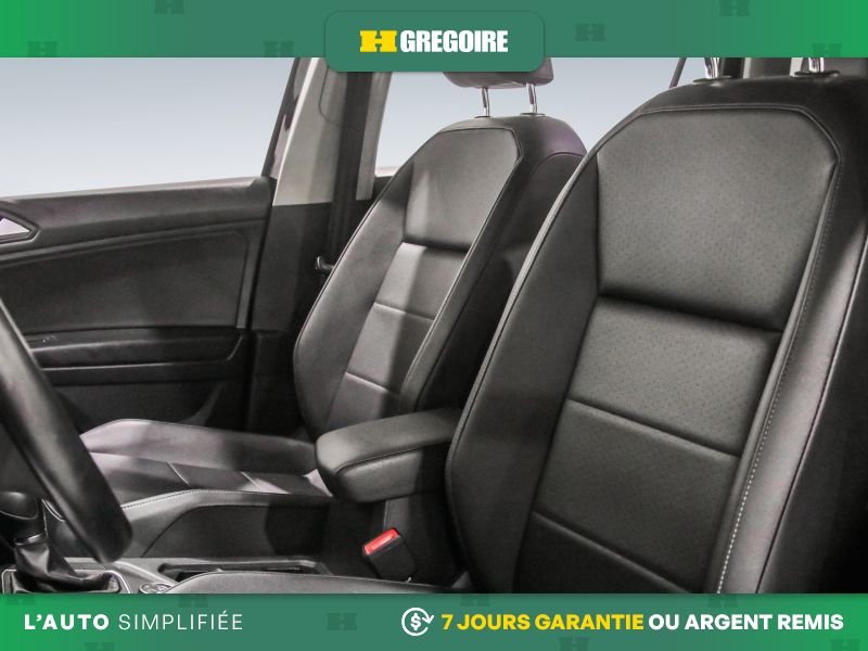 2019 Volkswagen Tiguan Black Blainville - photo #15
