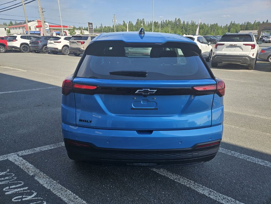 Chevrolet Bolt 2027 2027 Bleu Marina métallisé
