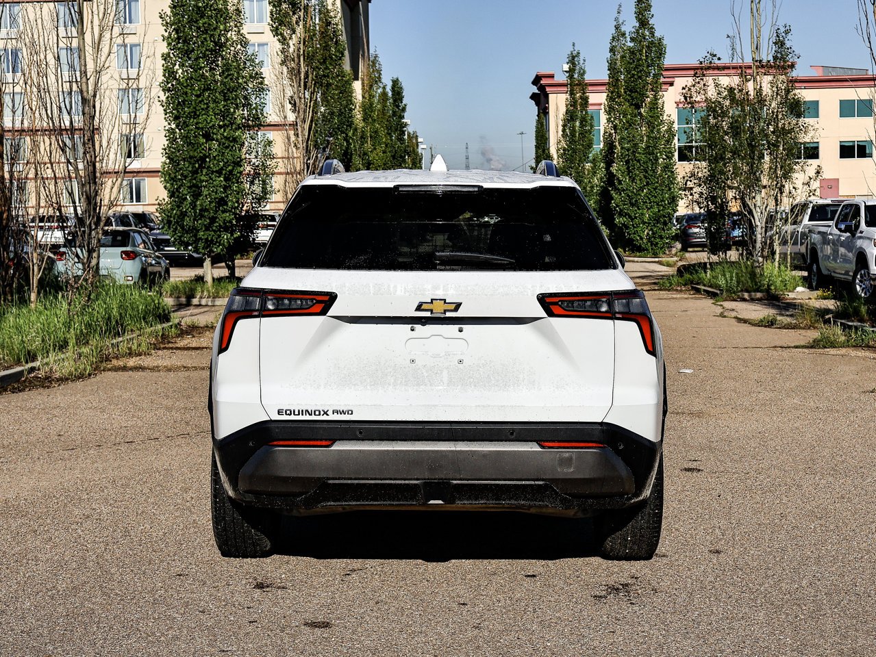 2026 Chevrolet Equinox AWD 4dr LT w/2LT White Sherwood Park - photo #11