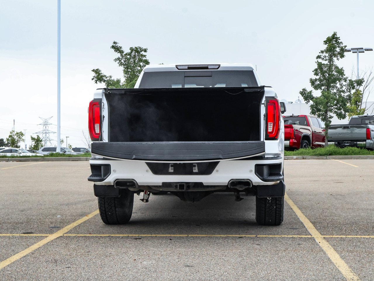 2019 GMC Sierra 1500 4WD Crew Cab 157 AT4 White Sherwood Park - photo #8