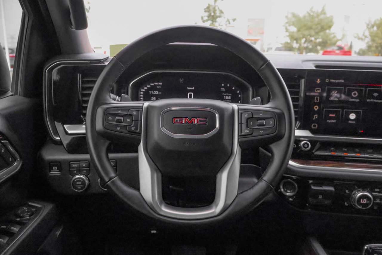 2026 GMC Sierra 1500 4WD Crew Cab 147 Elevation Black Sherwood Park - photo #19