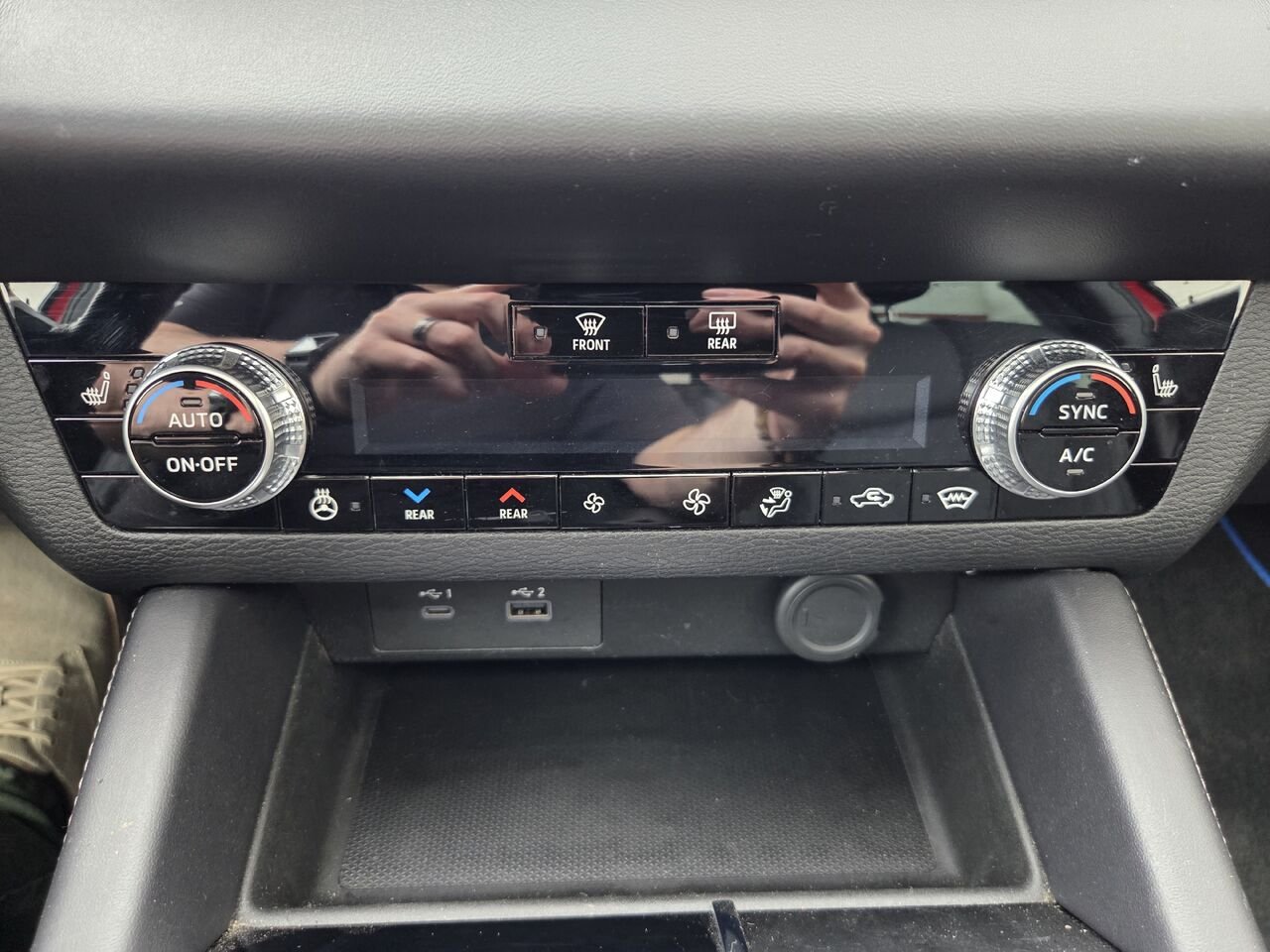 2023 MITSUBISHI Outlander Plug-In Hybrid Red Mont-Laurier - photo #19