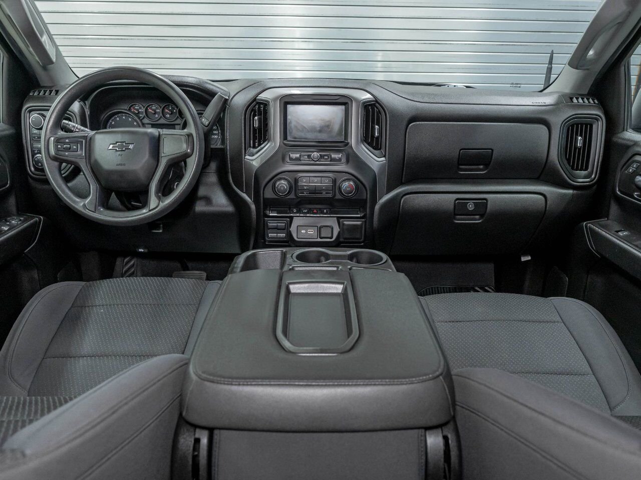 Chevrolet Silverado 1500 CUSTOM TRAIL BOSS CREW 4X4 V8 *CARPLAY* WIFI USB 2021 Noir Saint-Jérôme - photo #10