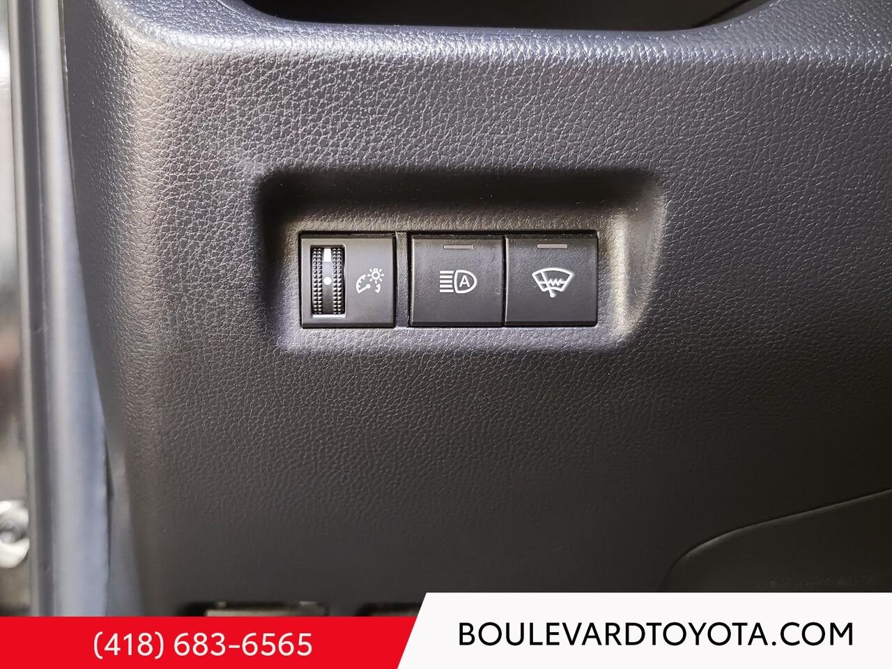 2019 Toyota RAV4 100673A-23 | LE, AWD Black Québec - photo #9