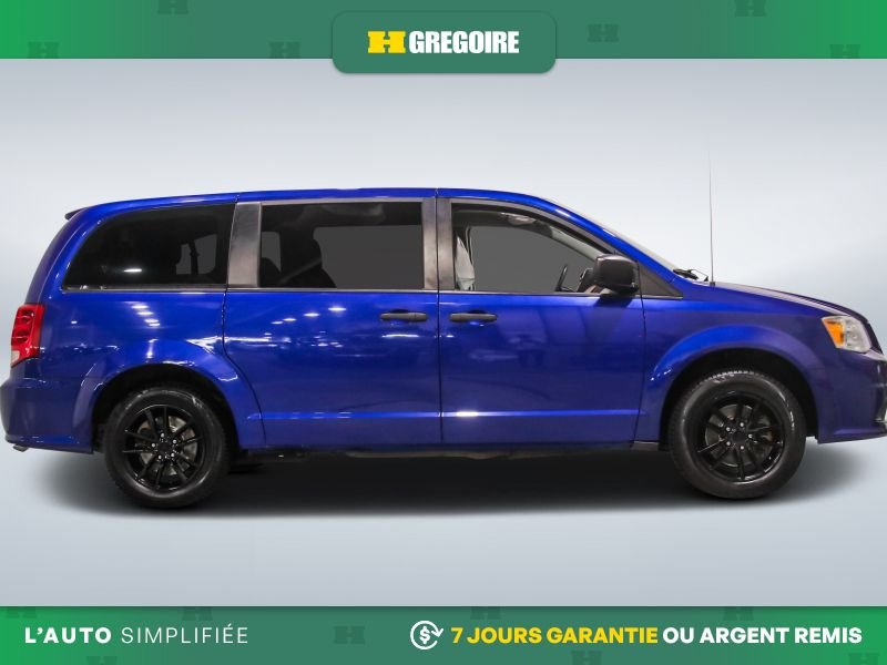 2019 Dodge GR Caravan Blue Saint-Eustache - photo #10