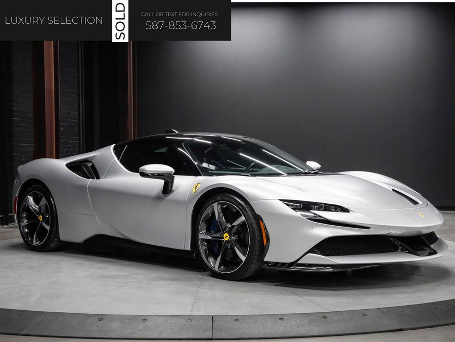 2022 Ferrari SF90 Stradale 2022 Grey