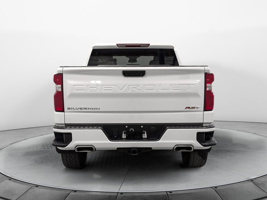 CHEVROLET Silverado 1500 RST 4WD Crew Cab Moteur V8 5.3L 2026 Blanc
