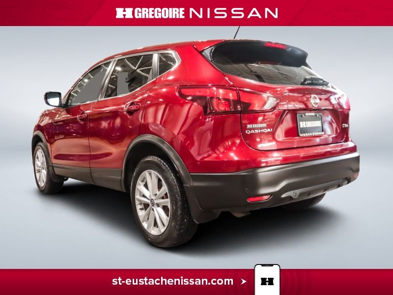 2019 Nissan Qashqai Red Laval - photo #7