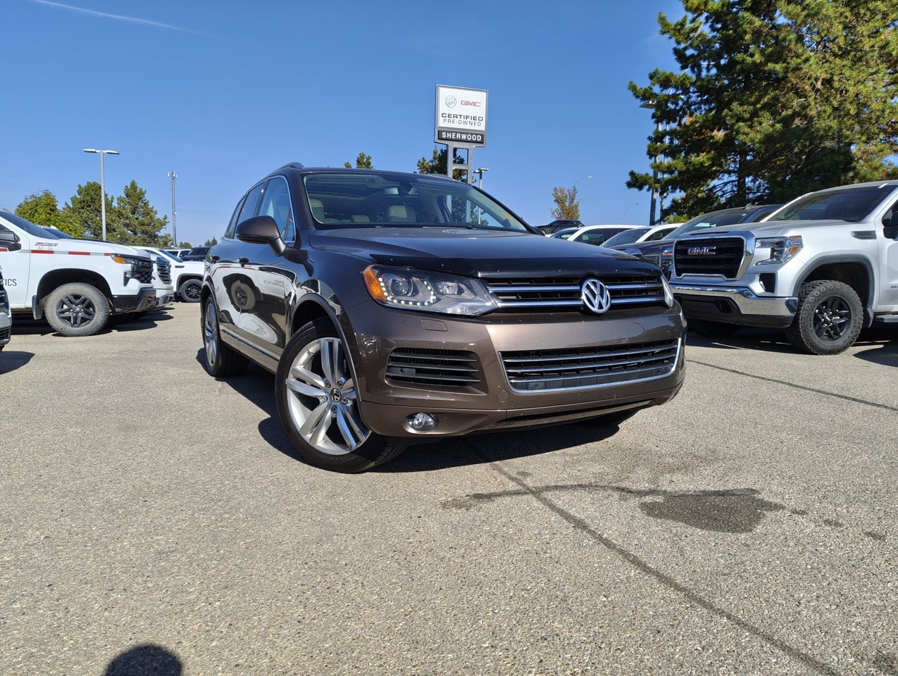 2014 Volkswagen Touareg 4dr TDI Execline Brown Sherwood Park - photo #1
