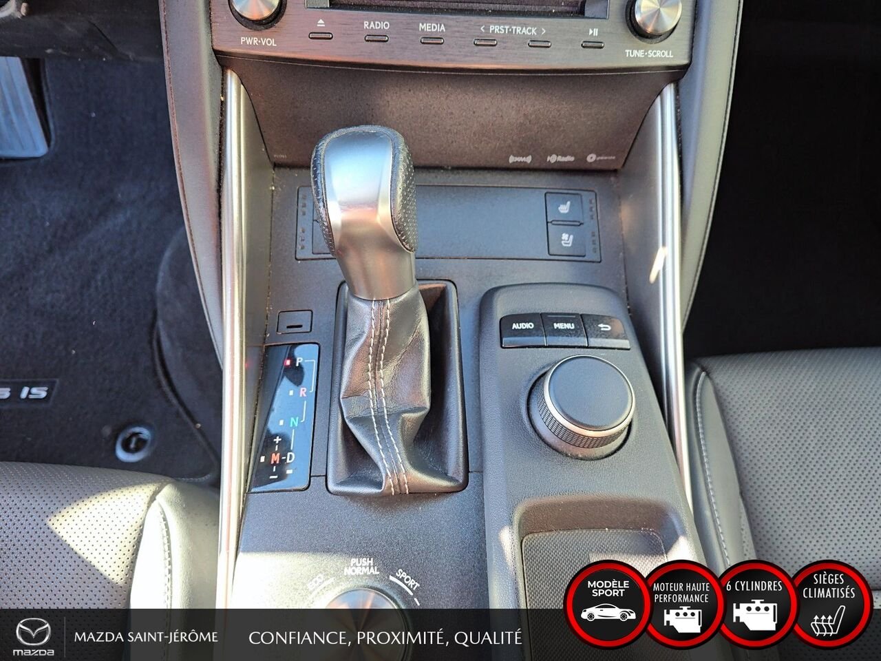 Lexus IS 300 F SPORT | 1 PROPRIÉTAIRE | AWD | V6 | TOIT OUVRANT | CUIR 2019 Gris Saint-Jérôme - photo #18