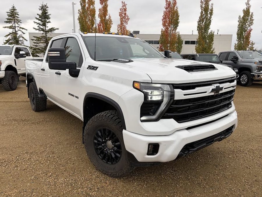 2024 Chevrolet Silverado 3500HD LT White