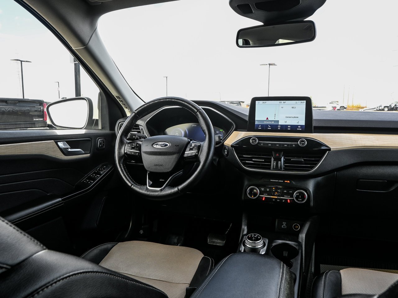 2022 Ford Escape Titanium Plug-In Hybrid FWD White Sherwood Park - photo #31