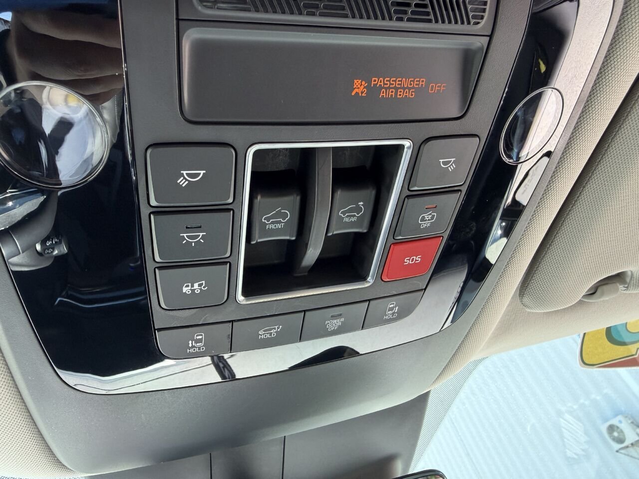 2025 Kia Carnival Black Thetford Mines - photo #31