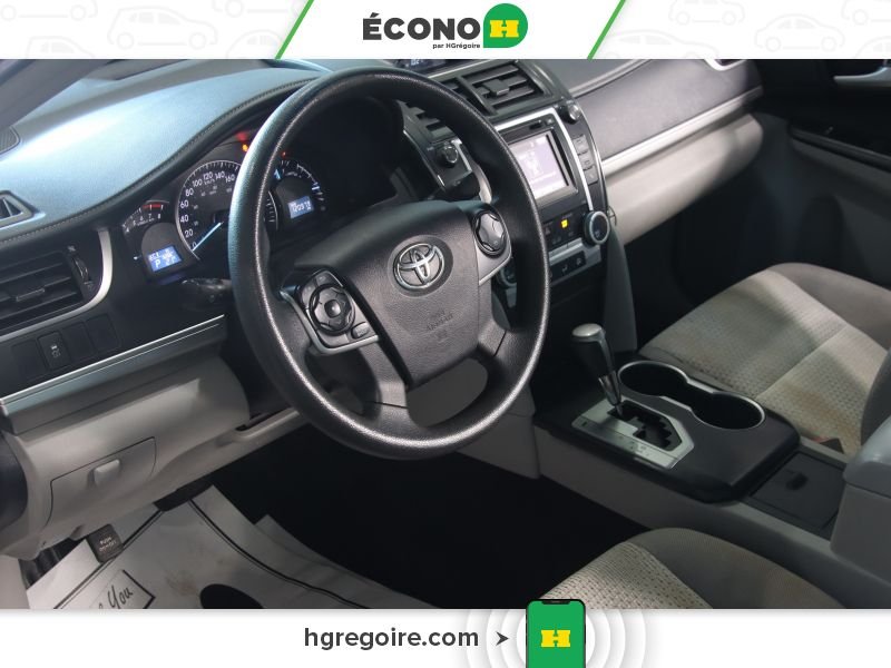 2014 Toyota Camry Grey Blainville - photo #31