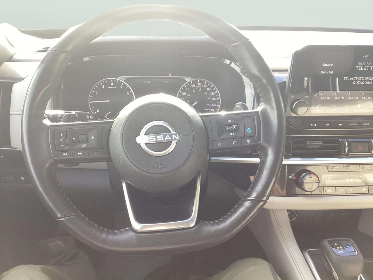 2022 NISSAN PATHFINDER SL 4RM White Gatineau - photo #10