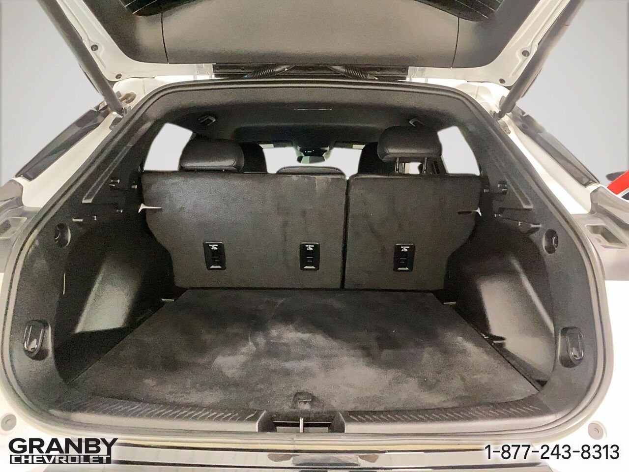 Chevrolet Equinox EV LT | 26-0901A 2025 Blanc Granby - photo #8