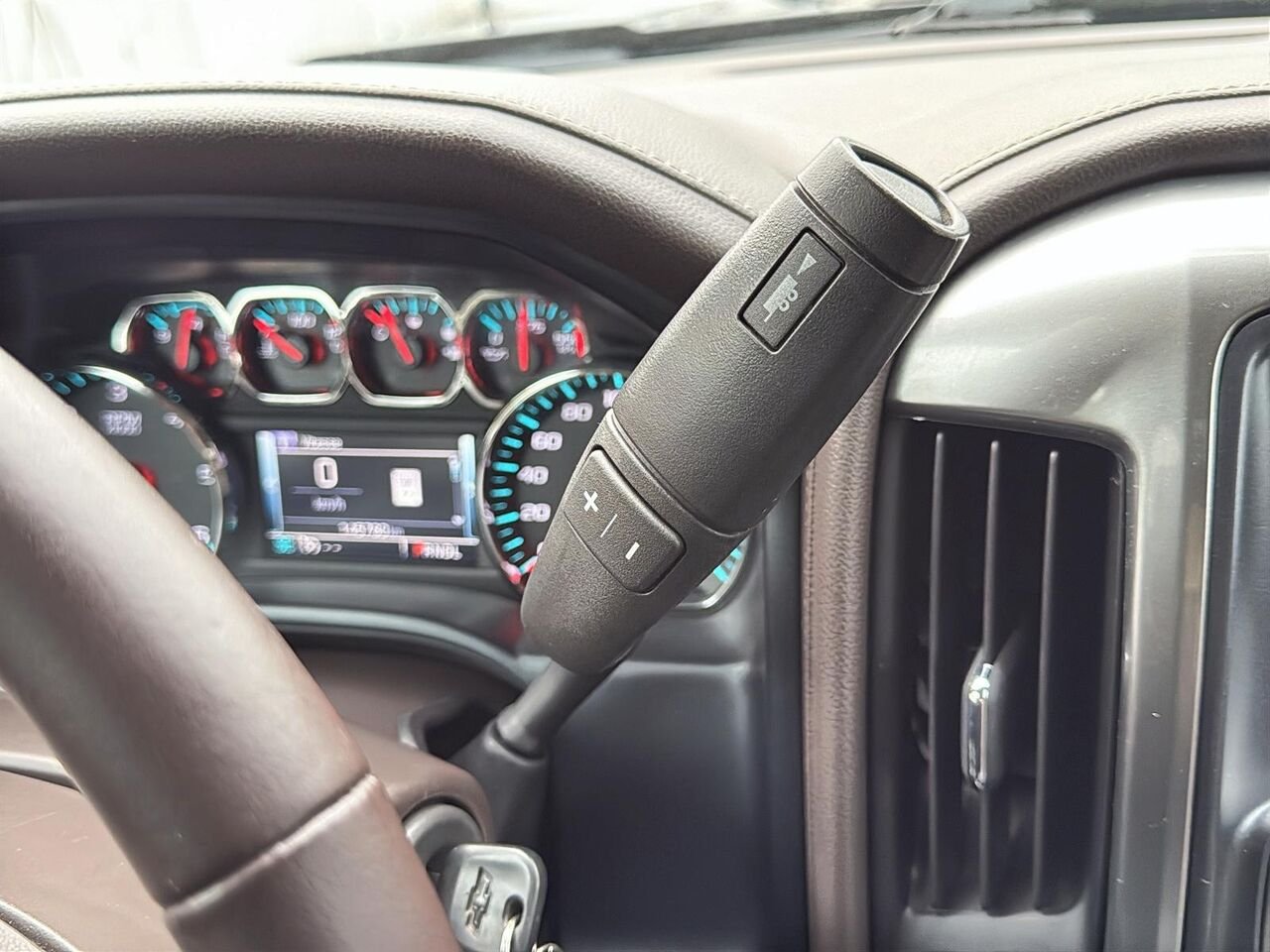 CHEVROLET SILVERADO 1500 4WD DOUBLE CAB UNKNOWN 2017 Noir Saint-Hyacinthe - photo #13