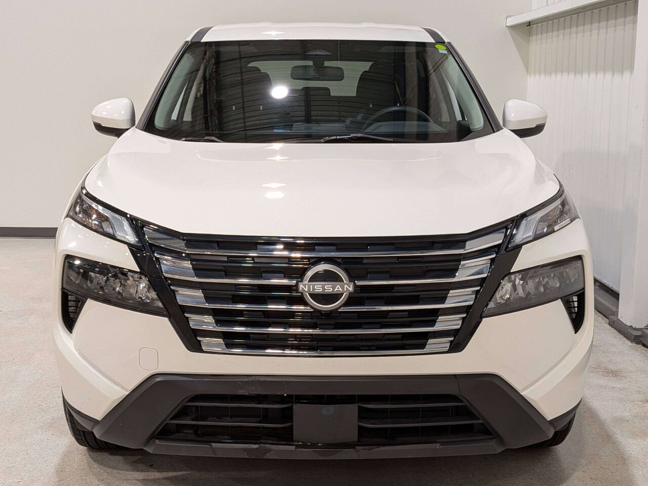 2024 Nissan Rogue AWD S White Val-David - photo #3