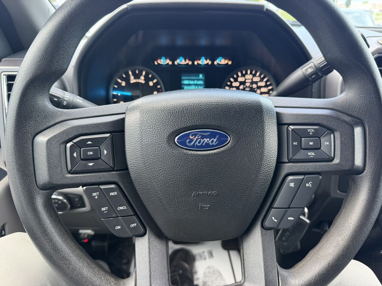2015 Ford F-150 SUPER CREW XLT V8 5.0L **IMPECCABLE** Silver Laval - photo #26
