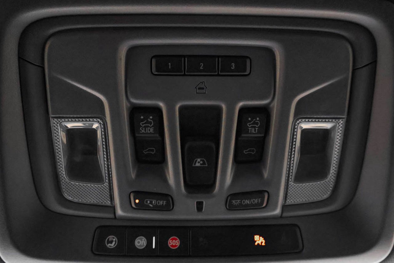 2021 GMC Sierra 1500 4WD Crew Cab 147 Denali Black Sherwood Park - photo #30