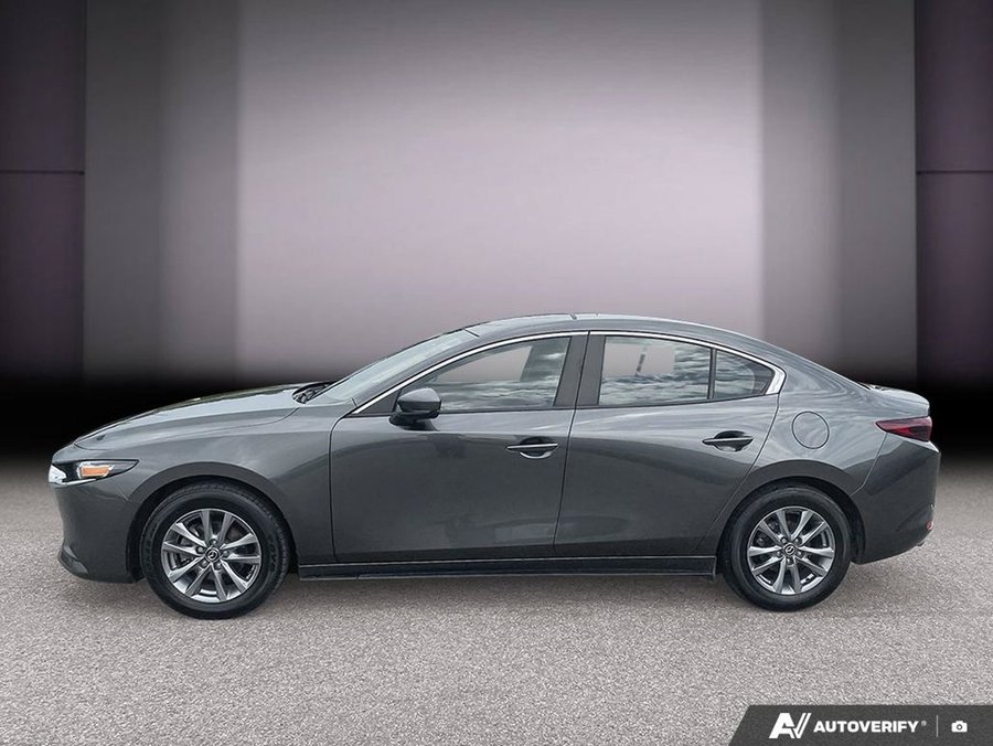 Mazda Mazda3 2023 2023 Gris