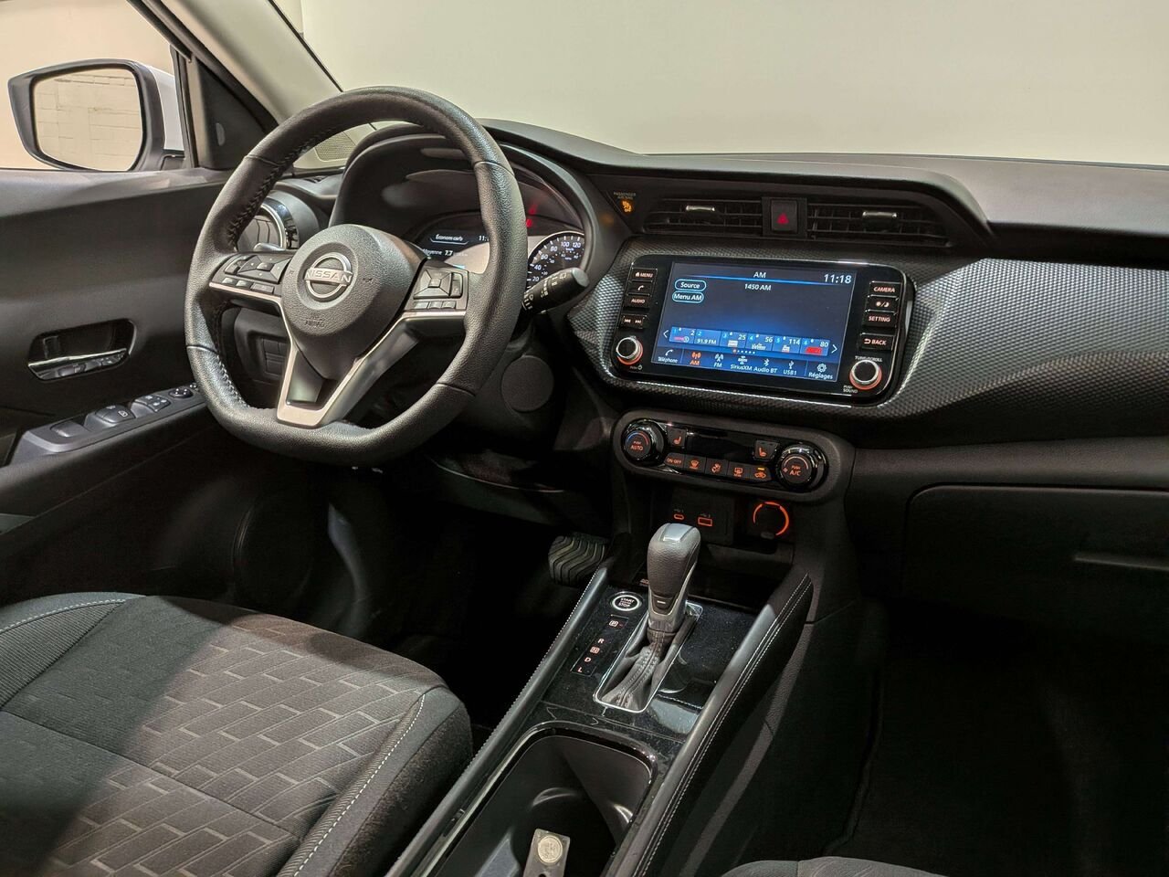 Nissan Kicks SV FWD 2024 Blanc Val-David - photo #18