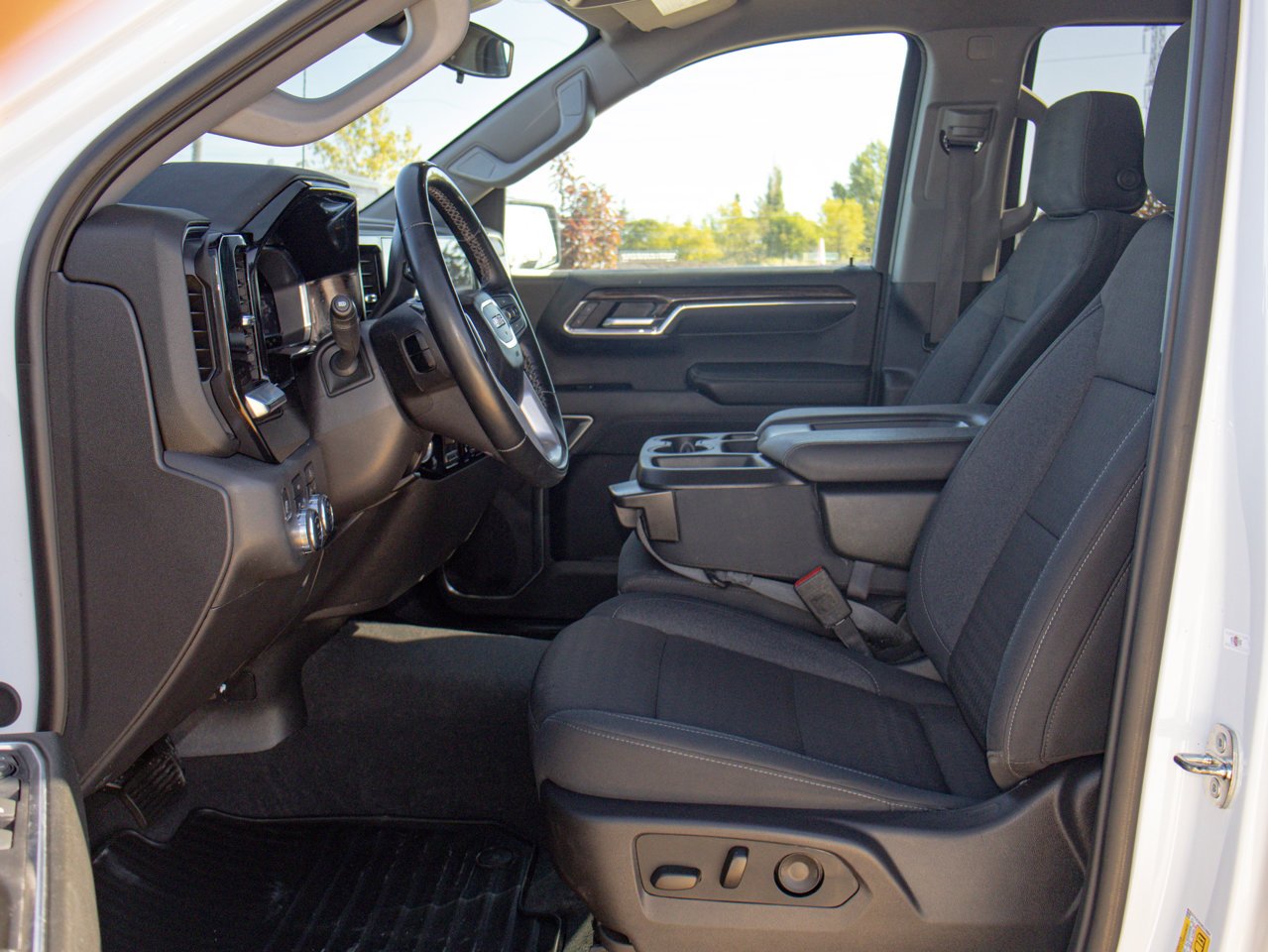 2024 GMC Sierra 1500 4WD Crew Cab 147 Elevation White Sherwood Park - photo #16