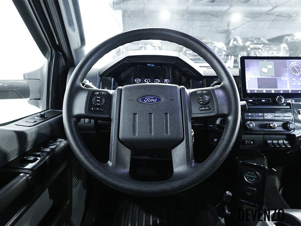 2016 Ford F-650 Grey Saint-Eustache - photo #19