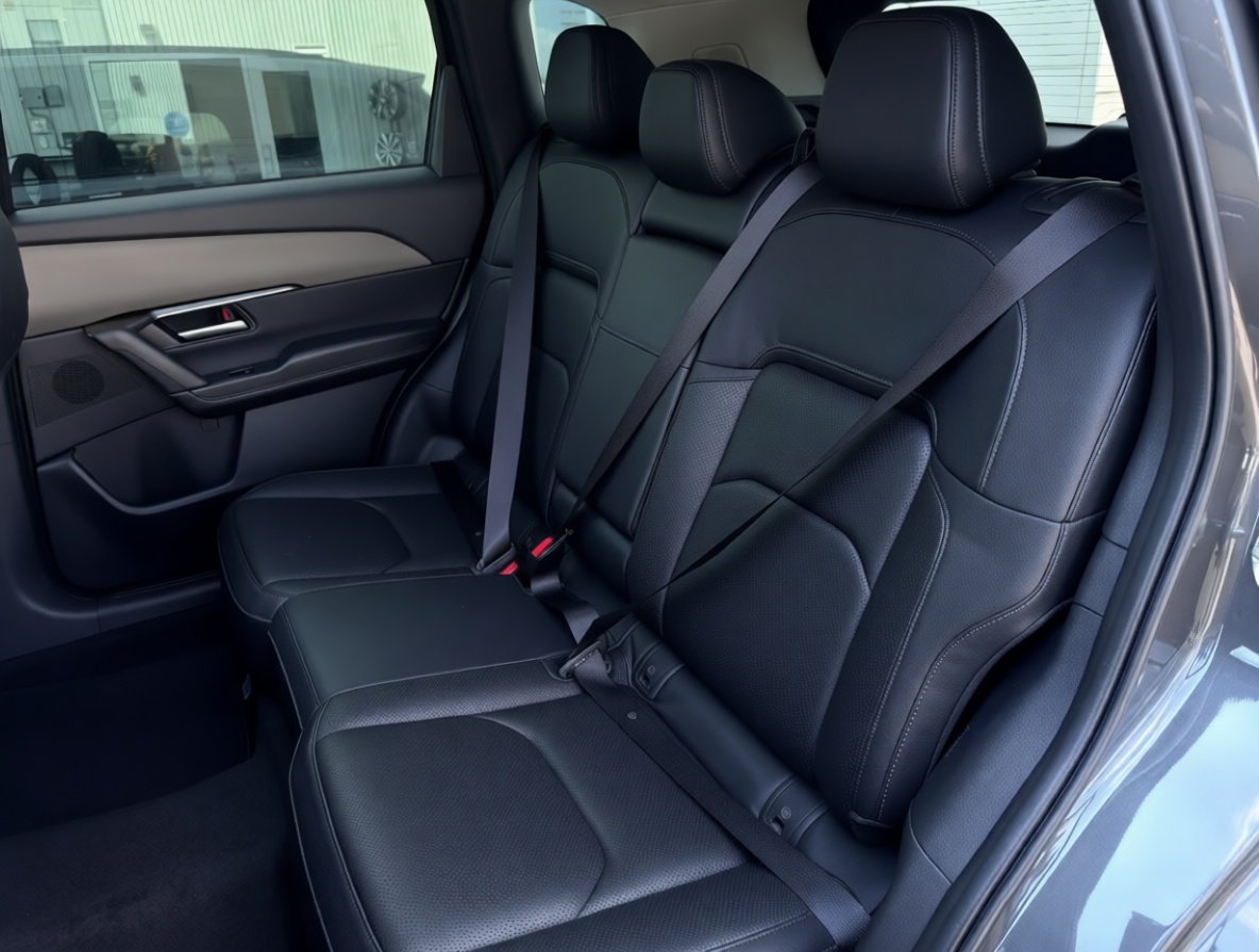 2026 MAZDA CX-5 Rhodium White Metallic Notre-Dame-des-Prairies - photo #16