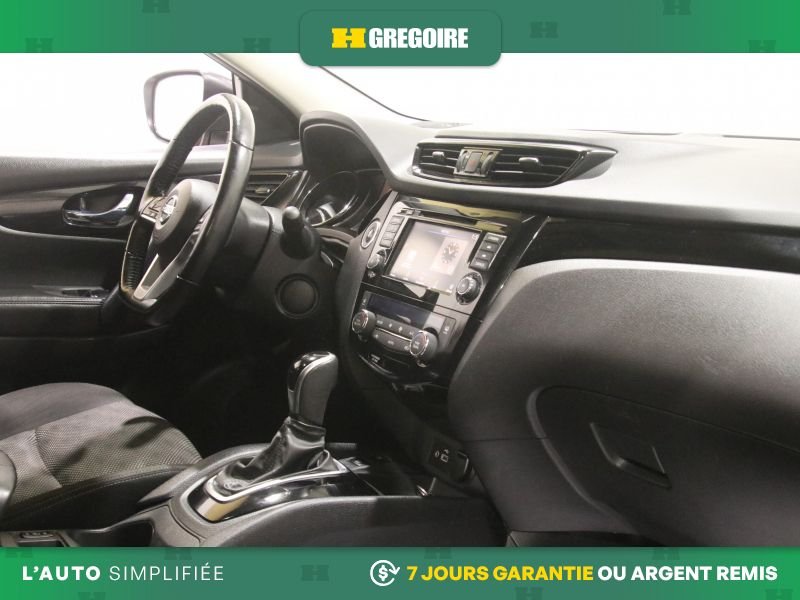 Nissan Qashqai 823401 | SV AWD AUTO A/C TOIT MAGS CAM RECUL BLEUTOOTH 2021 Orange Laval - photo #28
