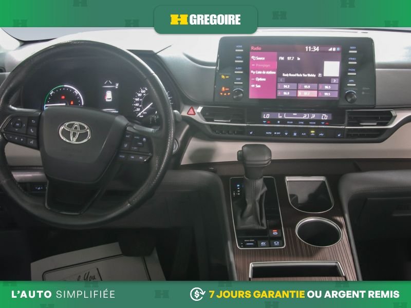 2023 Toyota Sienna Black Blainville - photo #25