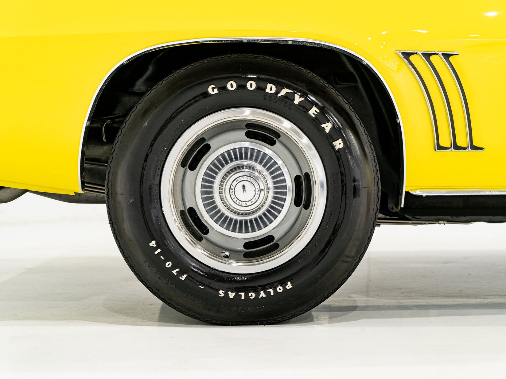 Chevrolet Camaro SS **PRIX EN USD** With factory A/C 1969 Jaune Montréal - photo #36