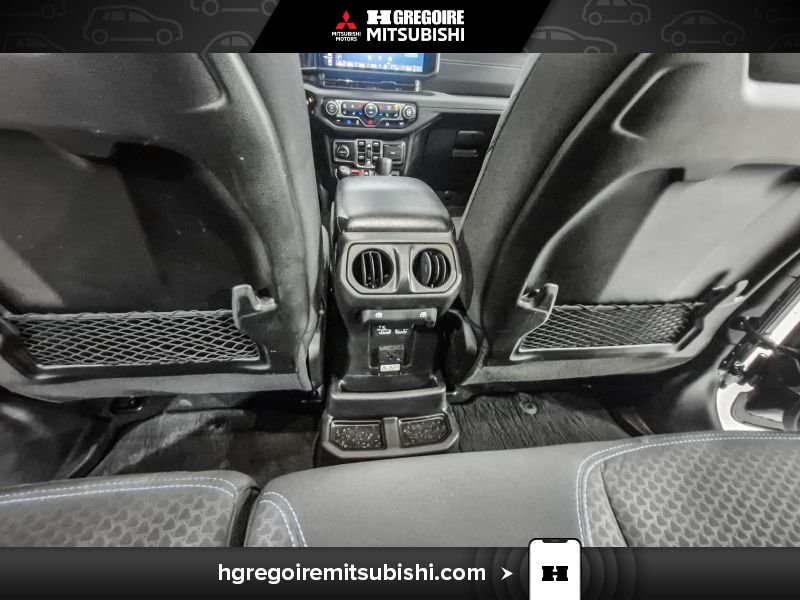 2024 Jeep Wrangler Black Saint-Eustache - photo #25