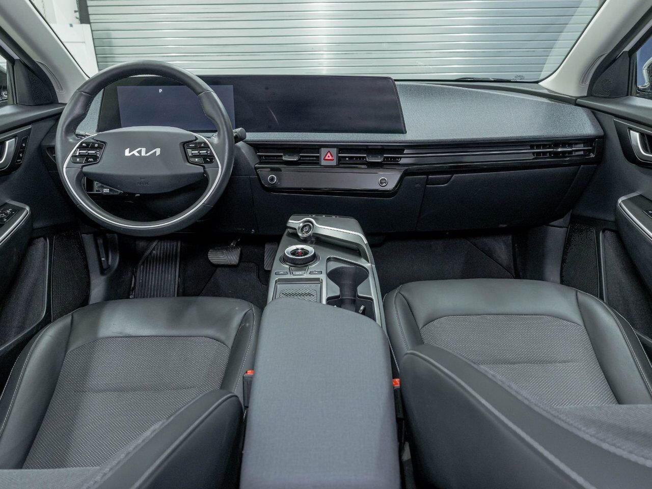 Kia EV6 WIND *NAV* SIÈGES CHAUFF REG ADAPT CARPLAY *499 KM 2024 Blanc Saint-Jérôme - photo #11