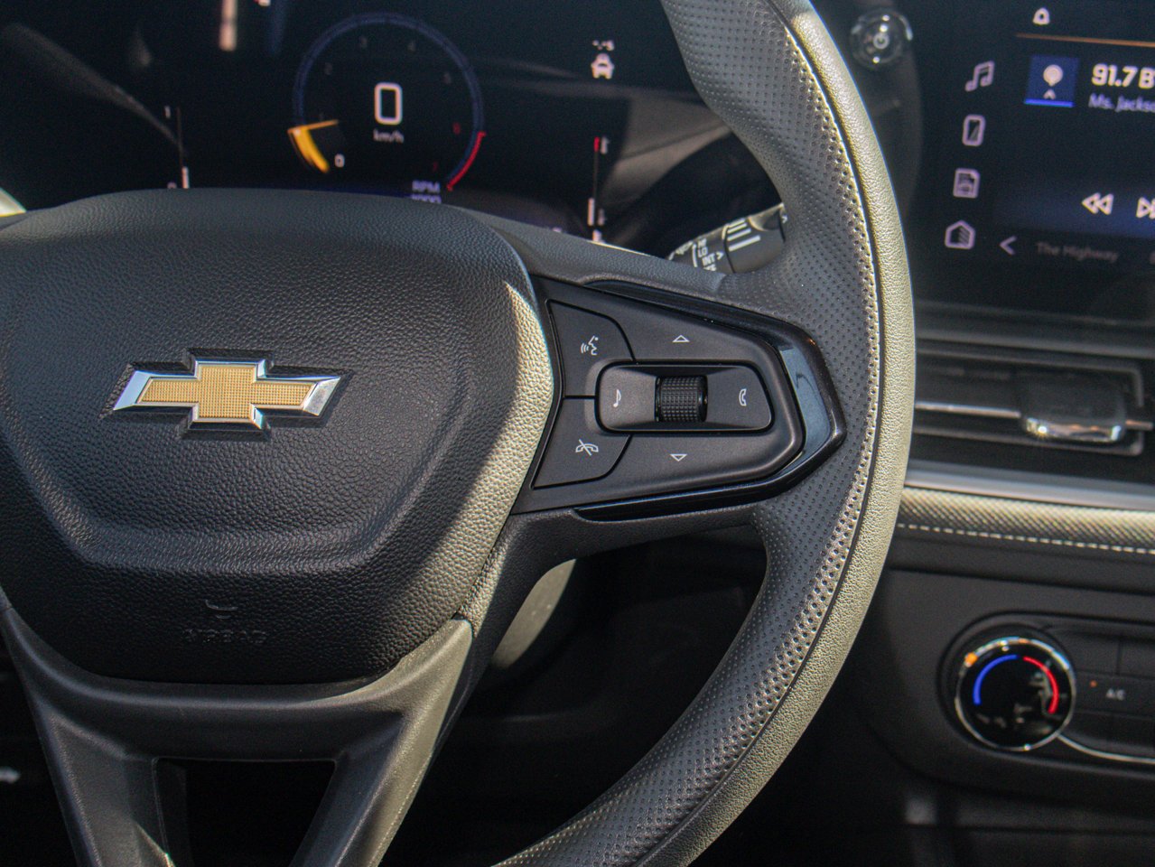 2024 Chevrolet Trailblazer AWD 4dr LS Blue Sherwood Park - photo #23