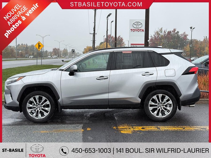 TOYOTA RAV4 XLE PREMIUM AWD 2023 Argent