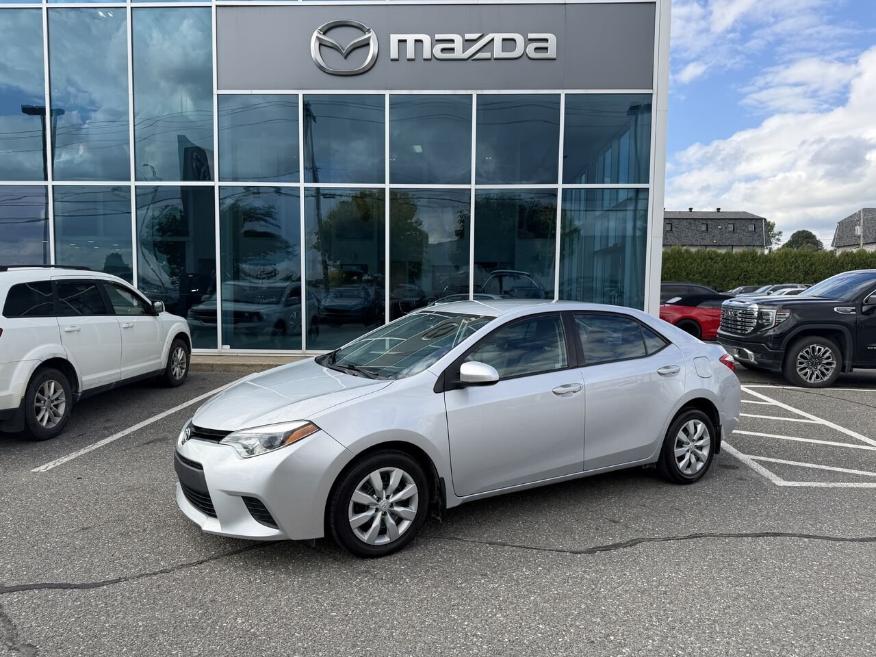 Toyota Corolla 2014 Argent Ste-Marie - photo #1