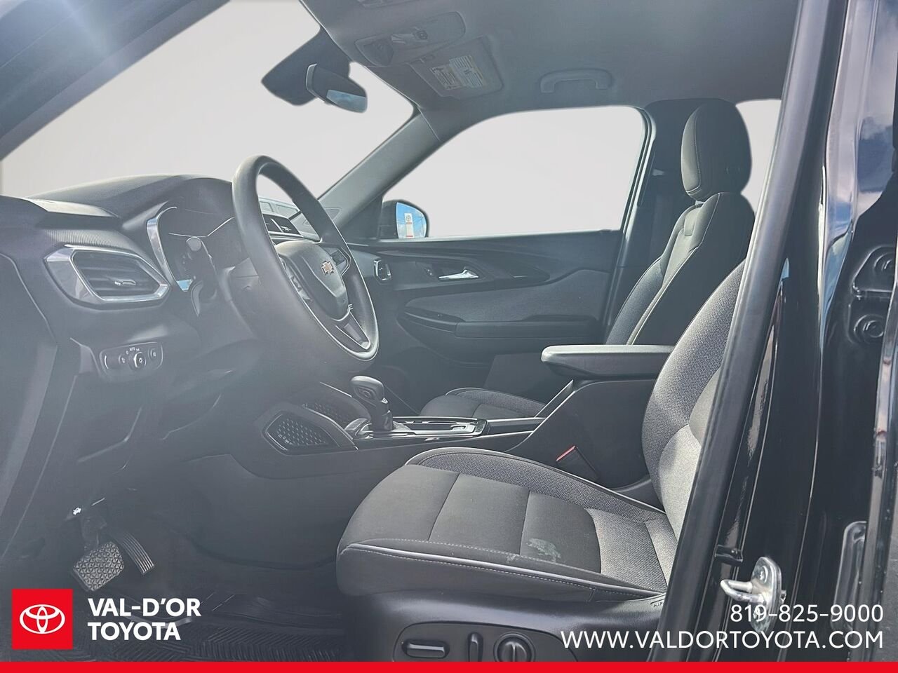 2021 Chevrolet Trailblazer Traction intégrale, 4 portes LT Black Val-d'Or - photo #7