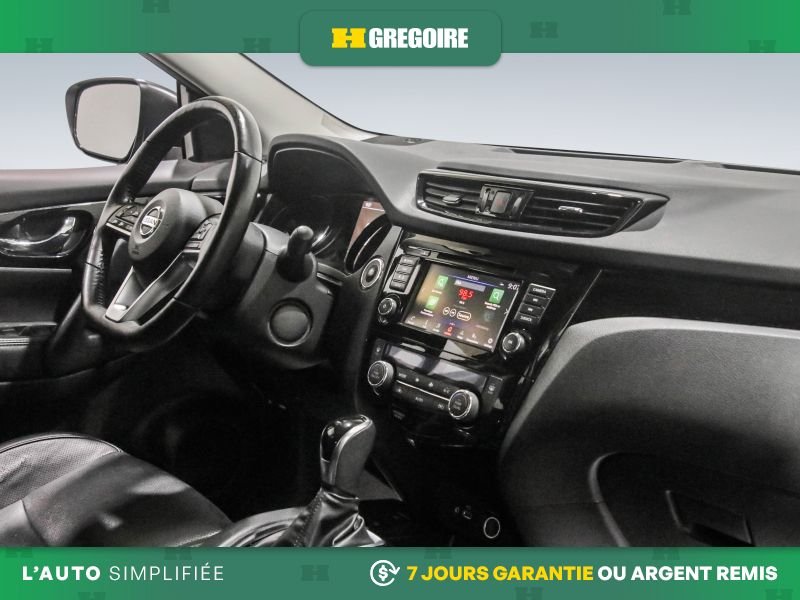 2022 Nissan Qashqai Black Laval - photo #30