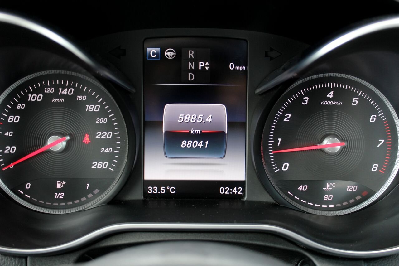 Mercedes-Benz Classe-C VIN: 55SWF4KB3JU264149 2018 Blanc Sainte-Rose - photo #15