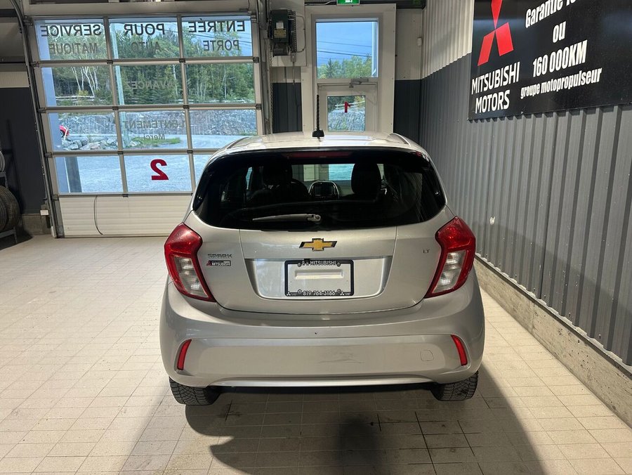 Chevrolet Spark LT à hayon 4 portes CVT avec 1LT 2020 Gris